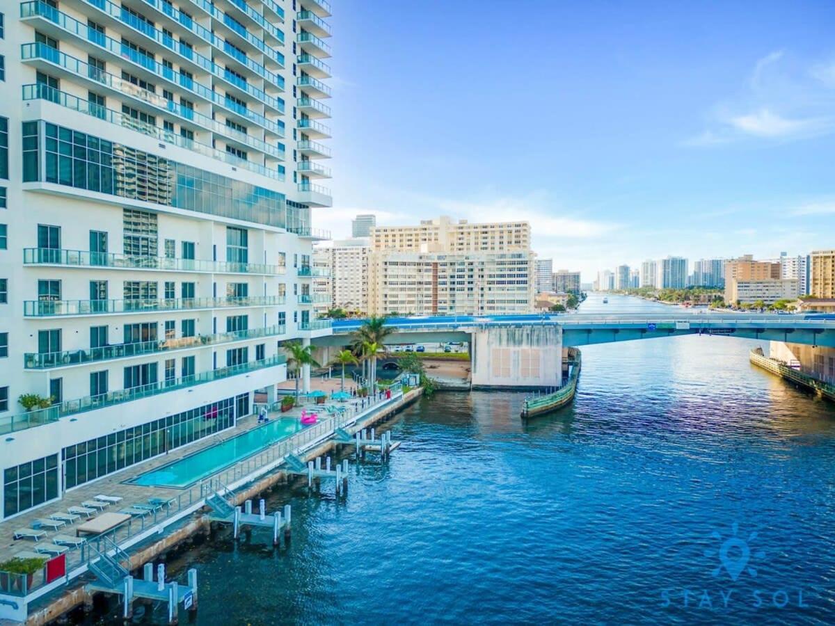 Luxury Amenities, Infinity Pool, Gym, Hot Tub Apartment Hollywood Exterior foto