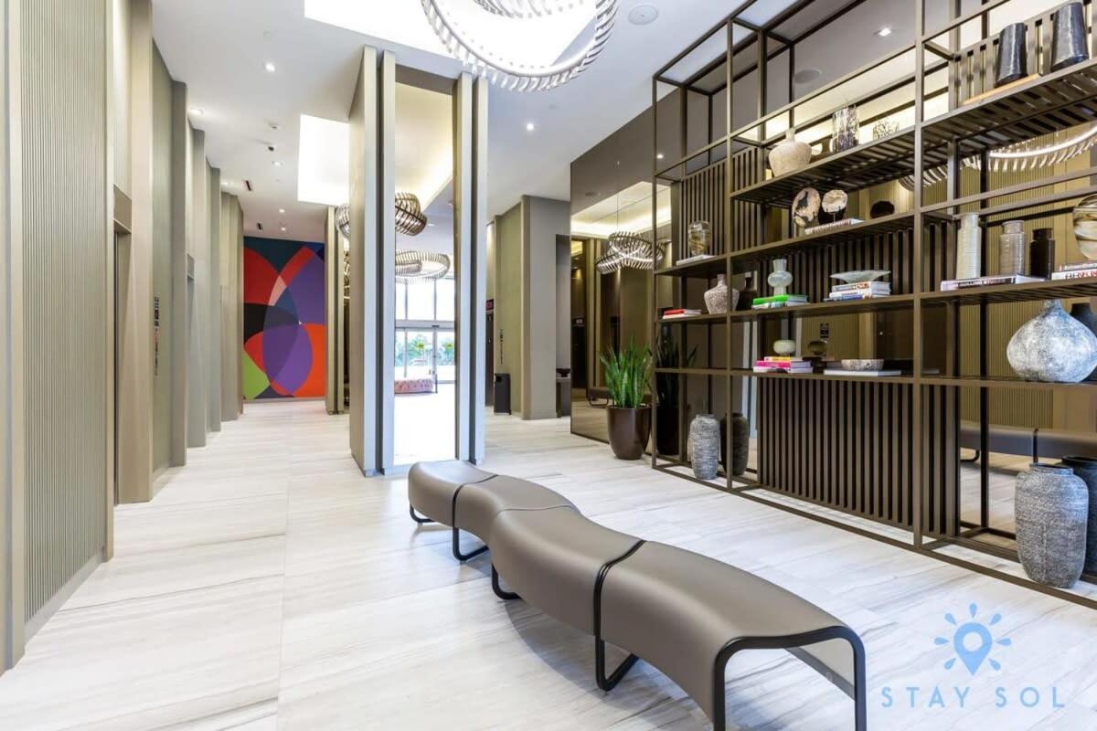 Luxury Amenities, Infinity Pool, Gym, Hot Tub Apartment Hollywood Exterior foto