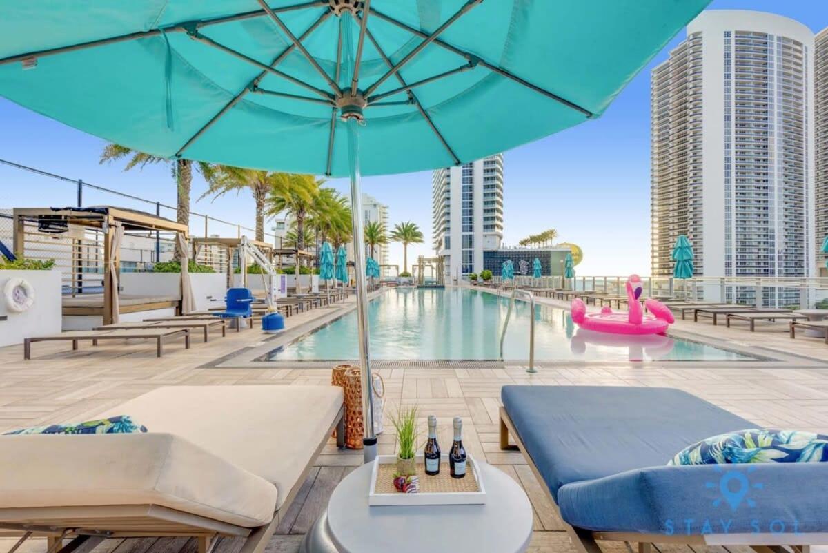 Luxury Amenities, Infinity Pool, Gym, Hot Tub Apartment Hollywood Exterior foto