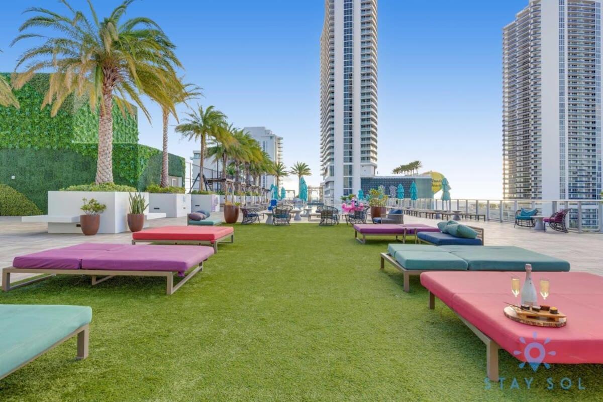 Luxury Amenities, Infinity Pool, Gym, Hot Tub Apartment Hollywood Exterior foto